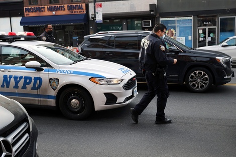 La policía le pega más a los progresistas