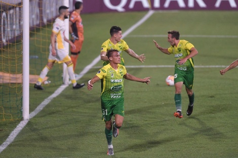 Defensa goleó a Coquimbo y es finalista de la Copa Sudamericana