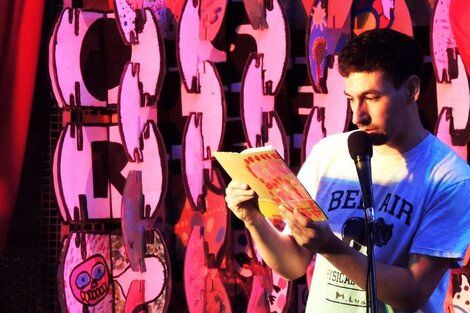 Juan Rux. poeta, artista y docente platense, el generador de la iniciativa.