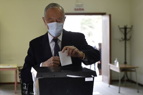 El conservador Marcelo Rebelo de Sousa fue reelecto en Portugal 