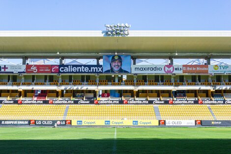 "El Jefe nos cuidará por siempre": el homenaje a Maradona en México