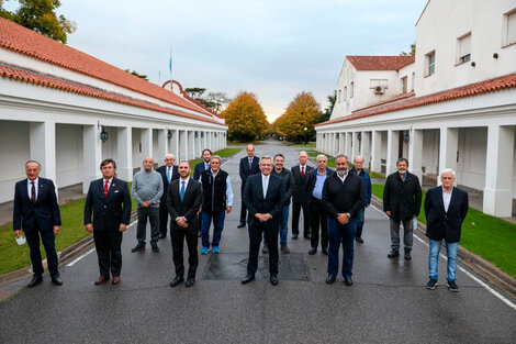 Uno de los últimos encuentros del Presidente con la CGT y los ceos, en la Quinta de Olivos. 