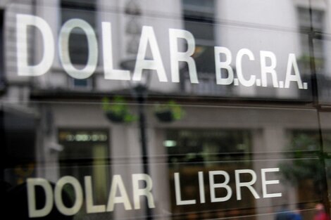 El dólar paralelo sigue bajando