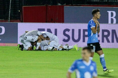 Platense: el barrio volvió a Primera