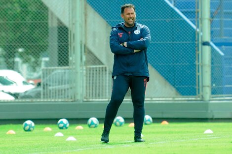 Dabove trabaja y aguarda por un rival de San Lorenzo en la Libertadores 2021.