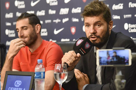 Ignacio Piatti, uno de los jugadores en conflicto con San Lorenzo, durante su presentación, con Tinelli.