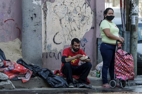 El alto costo de salir de la indigencia