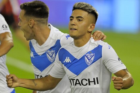 Brizuela y Almada, separados del plantel de Vélez Sarsfield