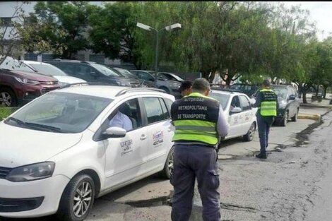 La AMT perdonó multas a remiseros, pero los trabajadores no están conformes