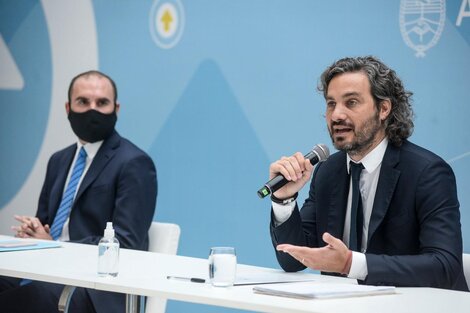 El jefe de Gabinete, Santiago Cafiero, y el ministro de Economía, Martín Guzmán, durante el encuentro con empresarios.