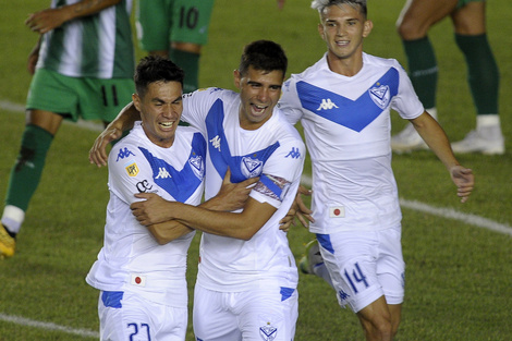 Vélez superó a Deportivo Camioneros por la Copa Argentina