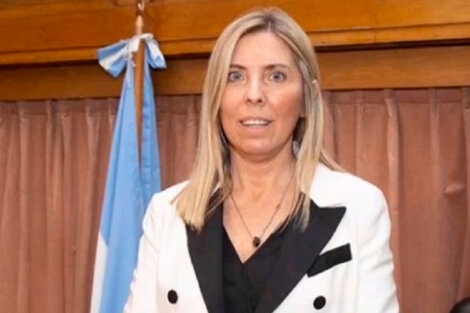 María Eugenia Capuchetti investigará a Ginés González García por el vacunatorio en Salud