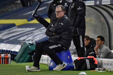 Bielsa aguardará hasta el final de la Premier para definir su futuro en Leeds