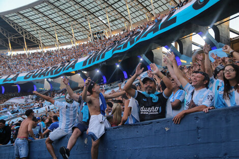 La AFA avanza para la vuelta de los hinchas a los estadios