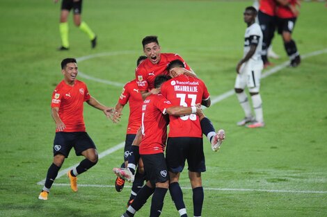 Independiente le ganó a Gimnasia por 1-0 en el Libertadores de América