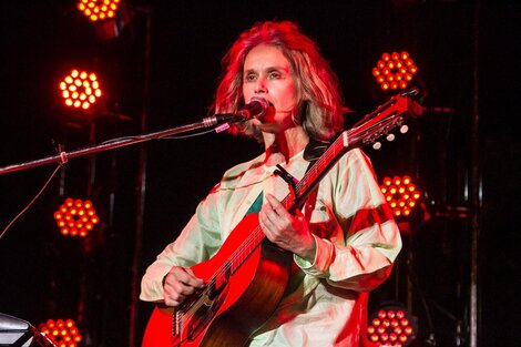 Juana Molina y Ca7riel se reencontraron con el público en Tecnópolis