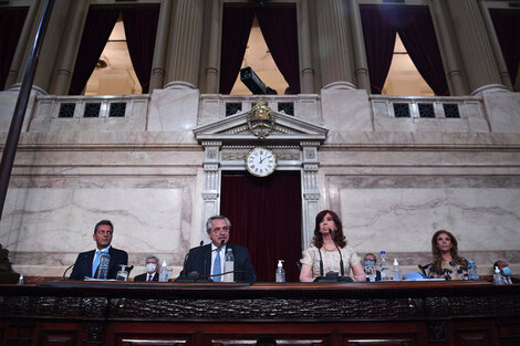 Alberto Fernández anunció una querella criminal contra los endeudadores macristas