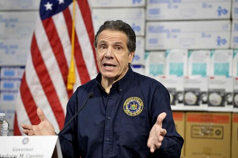 "¿Te puedo besar?", la nueva denuncia contra Andrew Cuomo por acoso sexual