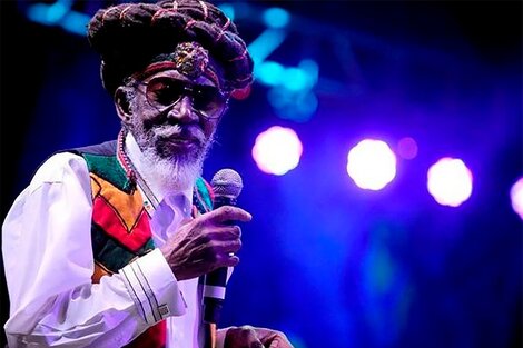 Bunny Wailer había dejado la banda que fundó para dedicarse a ser solista.