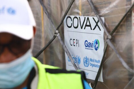 Argentina recibirá casi 2 millones de dosis de vacuna a través de la iniciativa Covax  