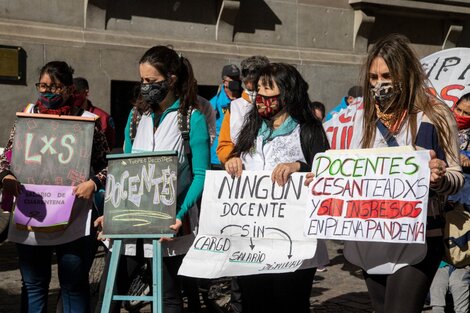 Denuncian despidos a docentes y trabajadores de la Educación en la Ciudad