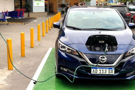 Le ponen pilas al auto eléctrico