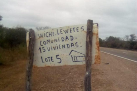 Hace tres semanas que están sin agua de grifo en una comunidad