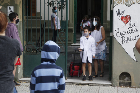 Los docentes porteños rechazan la flexibilización de los protocolos en las escuelas