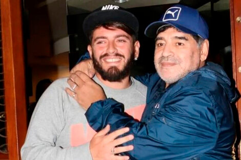 Diego Maradona tendrá una estatua en Nápoles