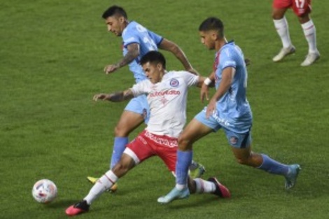 Copa Liga Profesional: Argentinos batió a Arsenal en un partidazo