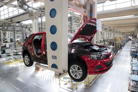 Las automotrices aceleran en la salida