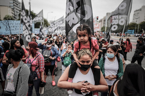 Movimientos sociales marcharon por "una cuarentena sin hambre"