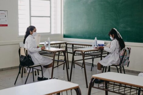 El semáforo del virus y las clases presenciales