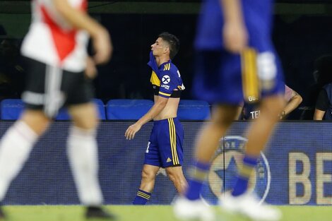 Campuzano y Zambrano dieron positivo de covid en Boca Juniors