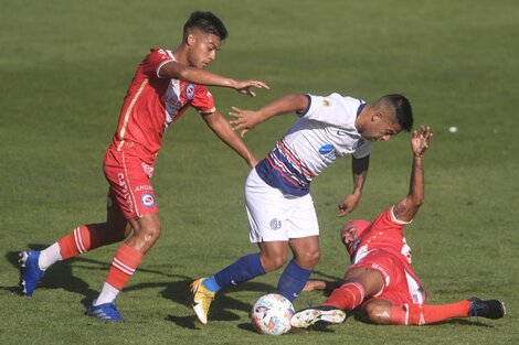 La igualdad entre San Lorenzo y Argentinos no le sirvió a ninguno