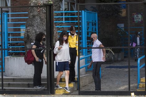 Clases presenciales: ordenan no computar las faltas a los alumnos que no concurran a las escuelas porteñas