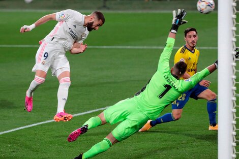 Liga española: Real Madrid ganó y alcanzó al Atlético