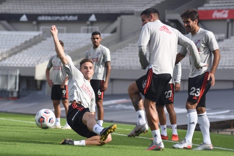 El equipo de Gallardo se entrenó este sábado en el Monumental.