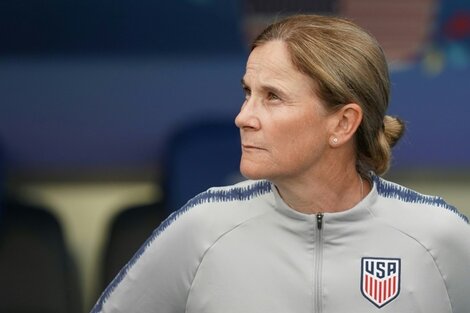 Jill Ellis, la británica campeona del mundo con la selección de Estados Unidos.