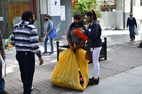 Comenzó el censo de manteros en el microcentro de Salta