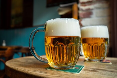 Una cerveza gratis a cambio de aceptar vacunarse contra el coronavirus