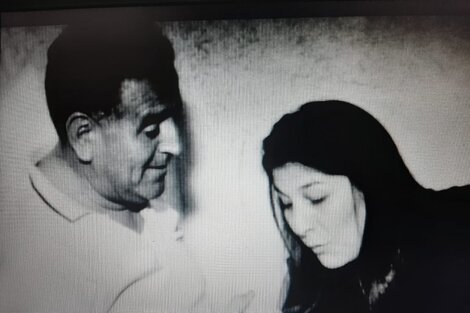 Con Mercedes Sosa. 