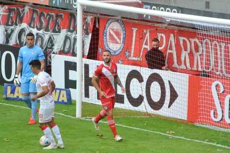 Copa Liga Profesional: Argentinos venció 2-0 a Estudiantes