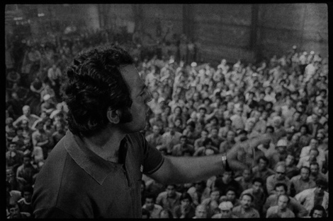 Piccinini en un acto histórico de la UOM durante el Villazo en 1974 (Fuente: Norberto Puzzolo)