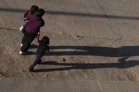 Violencia de género: condenaron a ocho meses de prisión a un padre por no pasar alimentos a sus hijas