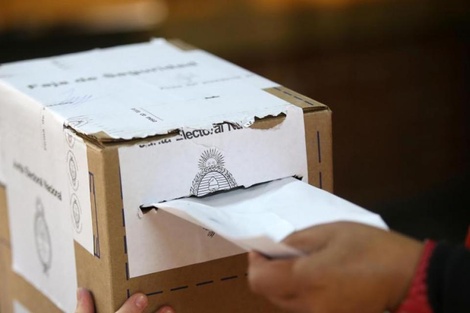 Dictamen aprobado por unanimidad para postergar las elecciones  