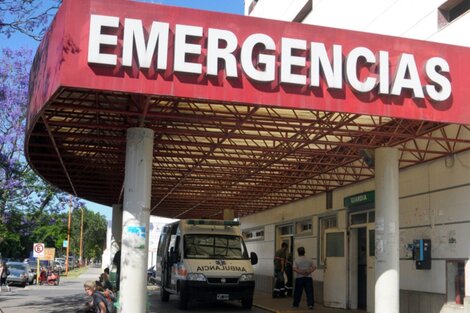 Los médicos, técnicos y enfermeros que integran el Foro Popular de la Salud cuestionaron al intendente macrista.