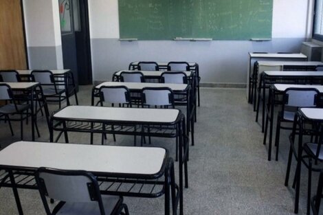 Docentes y gobierno se cruzan por la continuidad de las clases presenciales