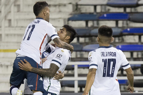 Copa Libertadores: Vélez ganó y se clasificó a octavos de final