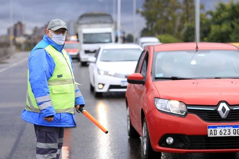 En la zona de Ricchieri se registraban hasta cinco kilómetros de cola.